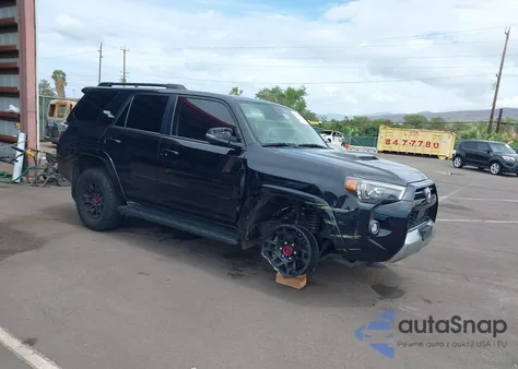 2022 Toyota 4Runner Trd Off Road Premium из США, поврежденный, VIN JTERU5JR9N5996846